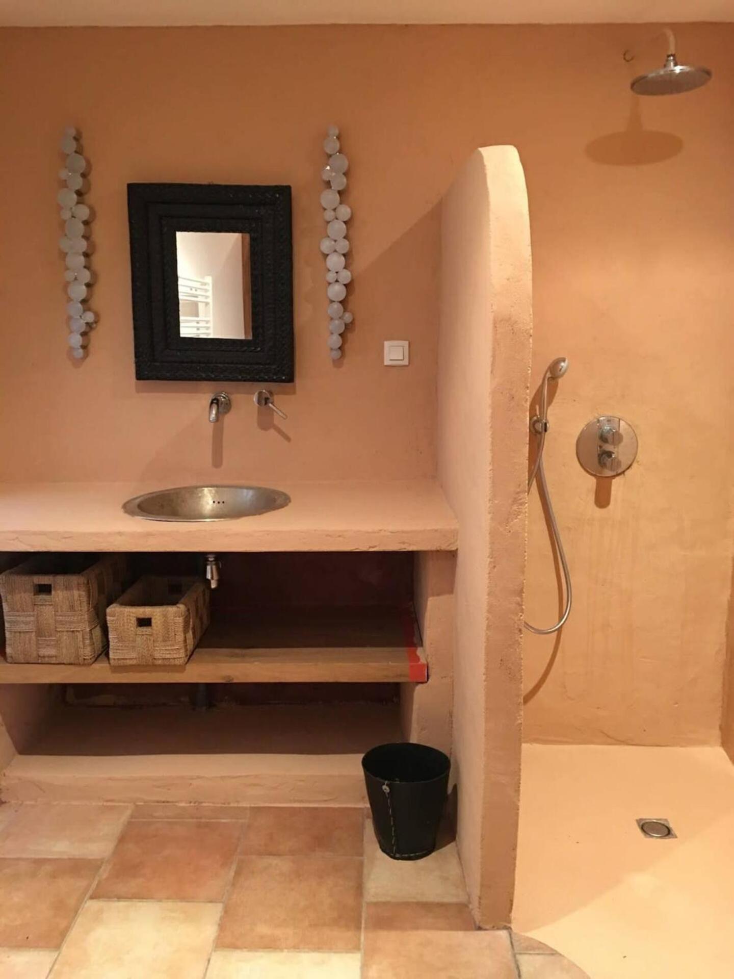 Lumineuse Et Spacieuse Maison Style Loft サン＝タムール＝ベルヴュ エクステリア 写真